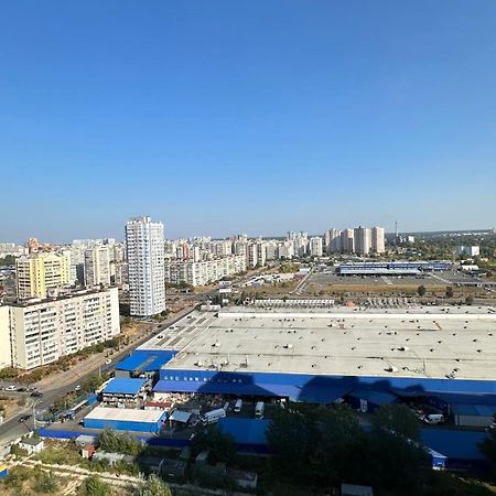 Є Генератор 1Кім Осокорки Вул Бориса Гмирі 20 Жк Патріотика Kyiv Exterior photo