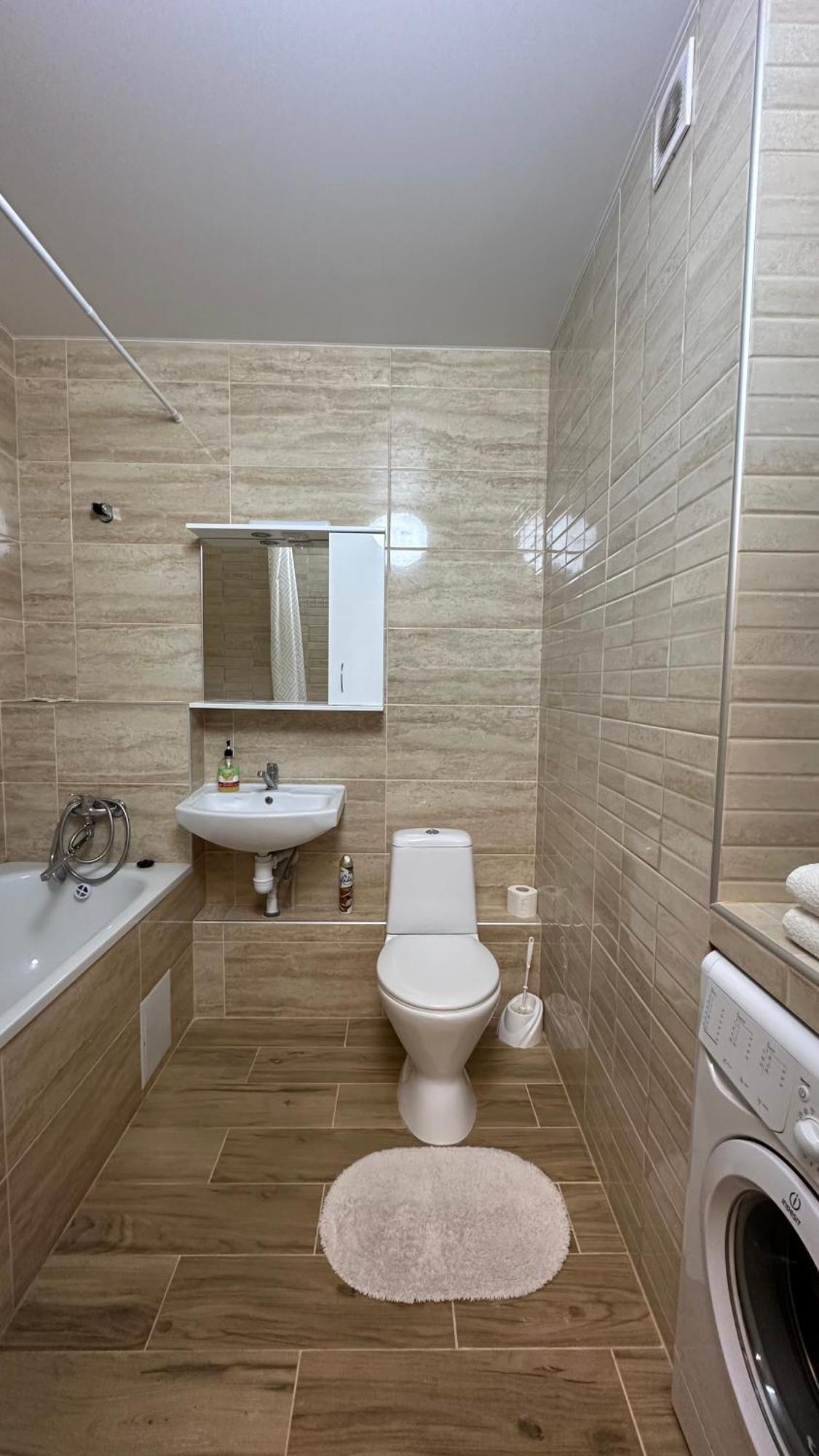 Є Генератор 1Кім Осокорки Вул Бориса Гмирі 20 Жк Патріотика Kyiv Exterior photo